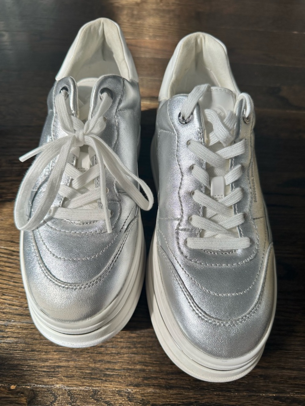NWOT Michael Kors Hayes Metallic Leather Platform Sneaker